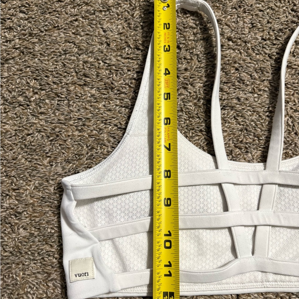 Vuori Classic White Sports Bra - Picture 5 of 5
